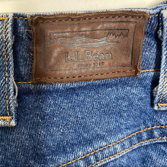 LL Bean Shorts - Picture 4 of 4